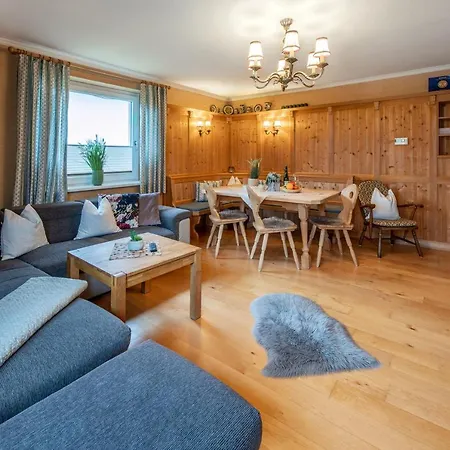 Haus Gerti Дом отдыха Целль-ам-Зе