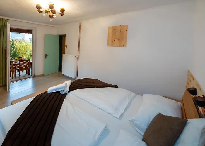 Haus Gerti * 滨湖采尔